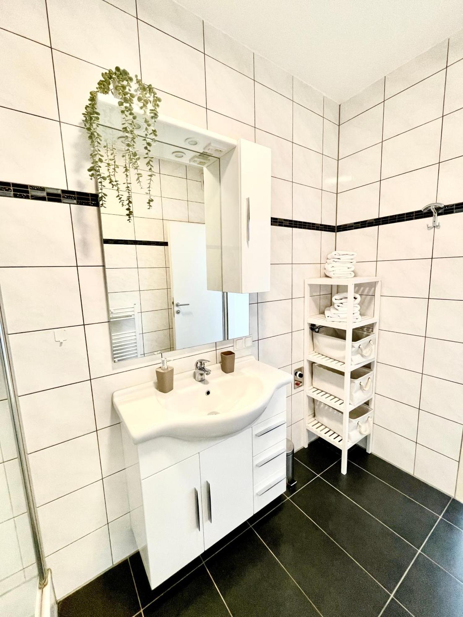 Contactless Self-Check-In - City Apartment Zum Wohlfuhlen Ans16 格拉茨 外观 照片